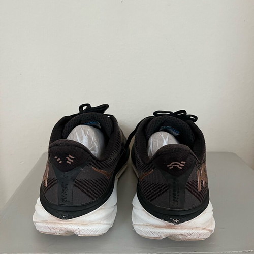 Hoka Clifton 9 athletic shoes used, size 42, black