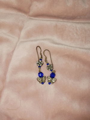 Vintage hanging earrings like new
