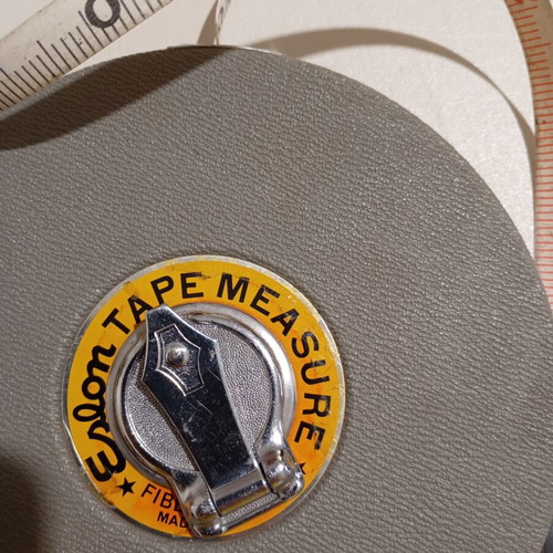Professional Measuring Tape 30m like new, diameter 17cm