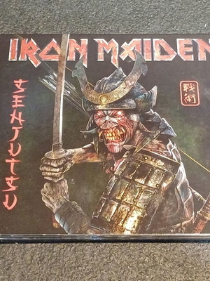 Iron Maiden Senjutsu 2 x CD used, heavy metal