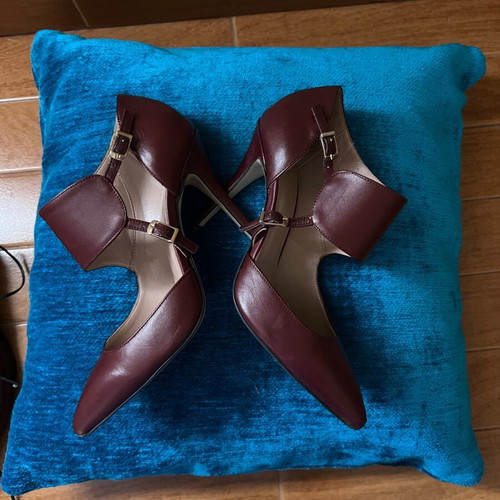 Mark Milan burgundy leather pumps used size 36