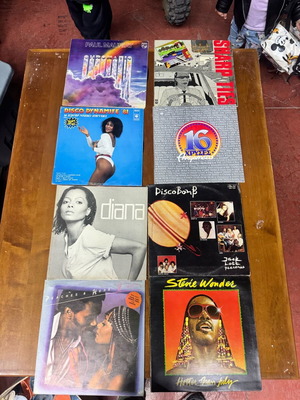 Vinyl records in excellent condition