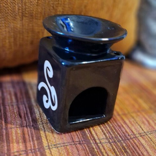 Wax melts burner like new