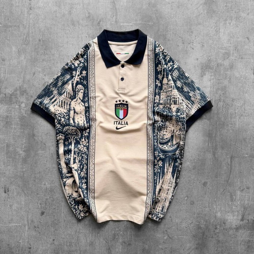 Italy Special Edition Polo shirt like new, premium quality