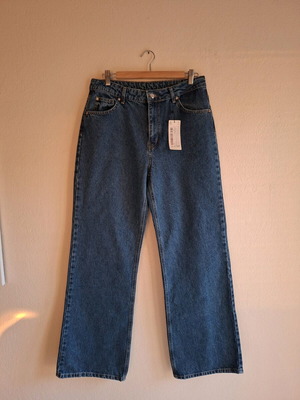 Trendyol jeans new, straight fit, mid-rise, size L