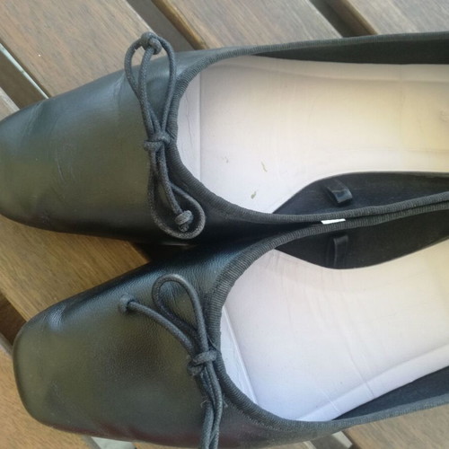 Zara ballerinas size 39 leather like new, black
