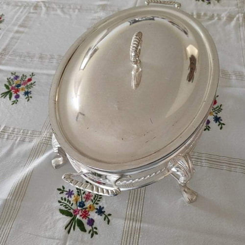 Serving set like new