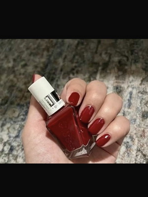 Essie Gel Couture Glossy βερνίκι νυχιών 345 Bubbles Only 13.5ml καινούργιο