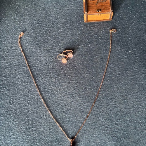 Rose gold necklace and earrings set with pink stone flowers like new