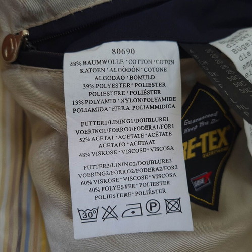 Pierre Cardin Gore-Tex men's jacket size 50 / L like new beige