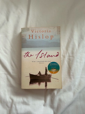 The Island book used, Victoria Hislop, 496 pages
