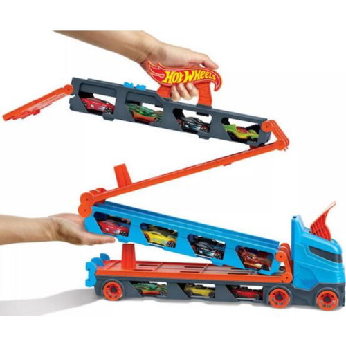 Hot Wheels Speedway Hauler set like new