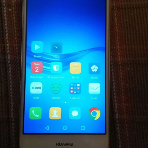 Huawei Y6-2017 (MYA-L11) smartphone used, like new