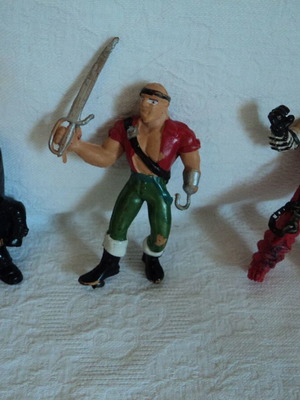 Action figures used, pirate, punk and Nestle Batman set of 3