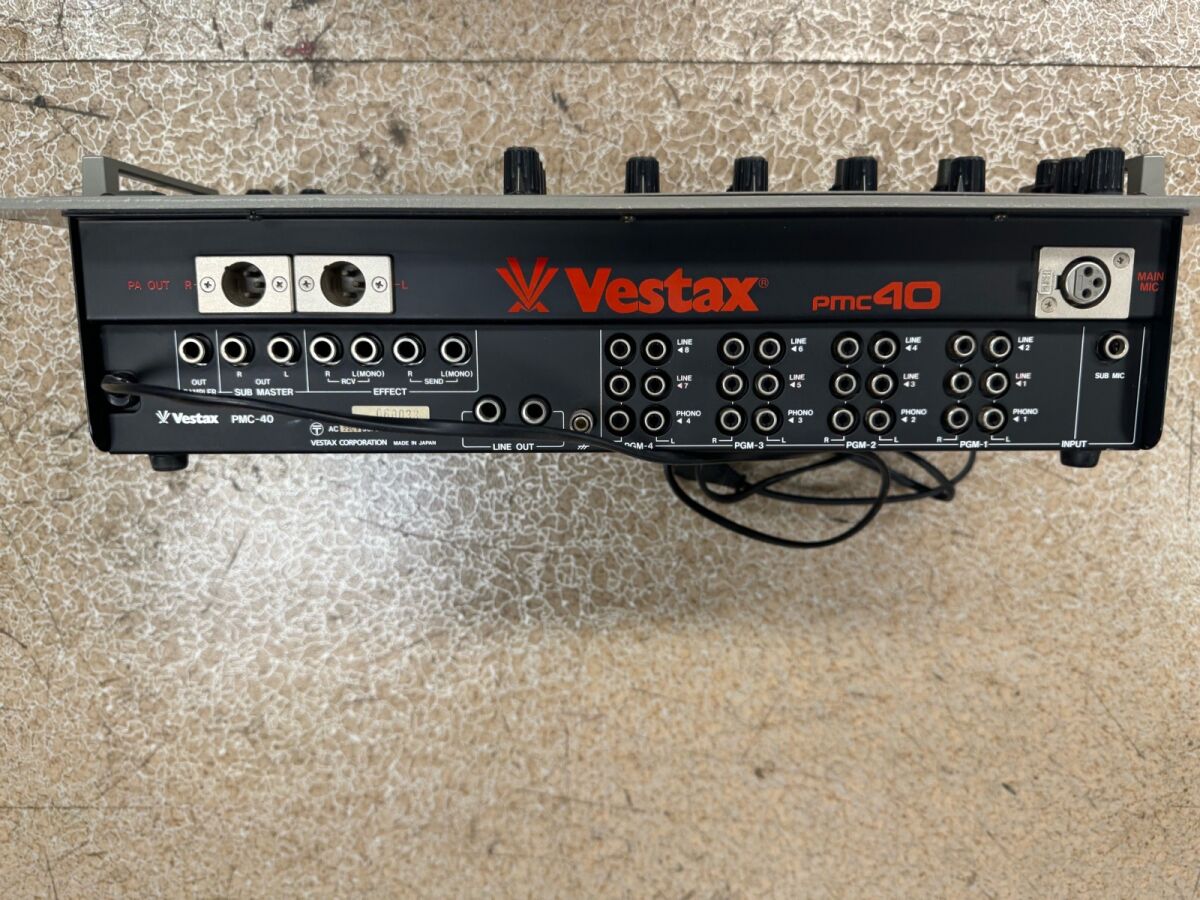 Vestax PMC-40 Dj Mixer used in mint… - € 549,00 - Vendora.cy