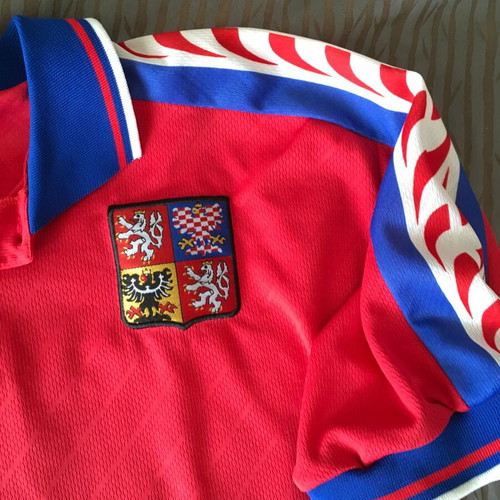 Czech Republic 1996/98 Away Football Shirt like new, size M