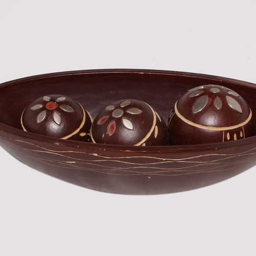 Wooden large bowl used with wooden decorative balls