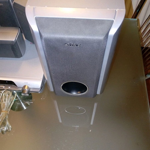 Sony Home Theater System HCD-DZ110 like new