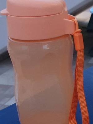 Μπουκάλι Tupperware 350 ml με στόμιο και λουράκι, καινούργιο, πορτοκαλί