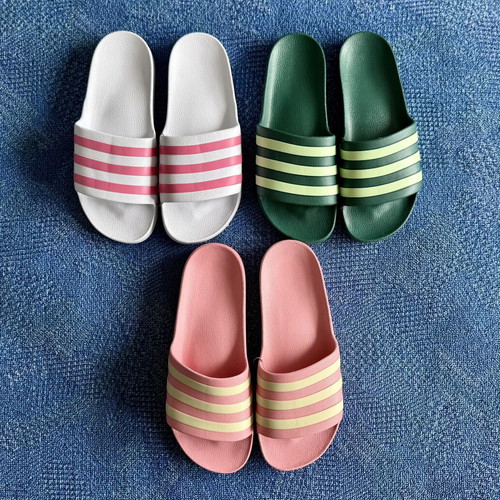 Adidas Adilette Aqua slides new, sizes 41.5 and 42.5
