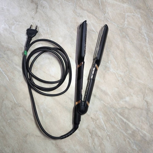 Bellissima BA 300 hair straightener with 4-plate system