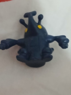 Heracross mini figure Gen 2 Gold Silver Crystal Pokemon