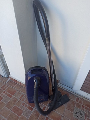 Bosch Compacta 72 vacuum cleaner used, good working condition