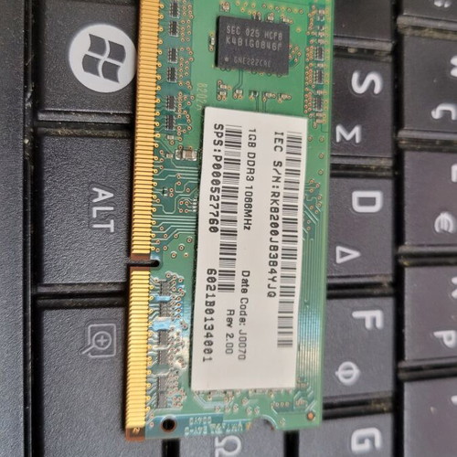 Toshiba Satellite C650D-11G laptop used, for repair or spare parts