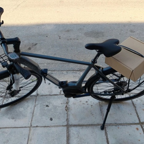 Electric bike with rechargeable battery, brand new