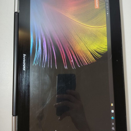 Lenovo Yoga 500 laptop used, 14" Full HD touchscreen, Intel Pentium