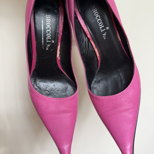 Leather women's pumps size 36 fuchsia like new, medium heel