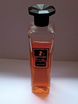 Vintage Intimate Revlon Eau de Toilette splash used 113 ml