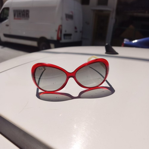 Ray-Ban women's sunglasses, beige and red