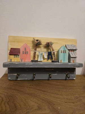 Handmade wooden hanger like new with 3D design