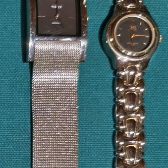 Women's watches like new, set of two, silver color