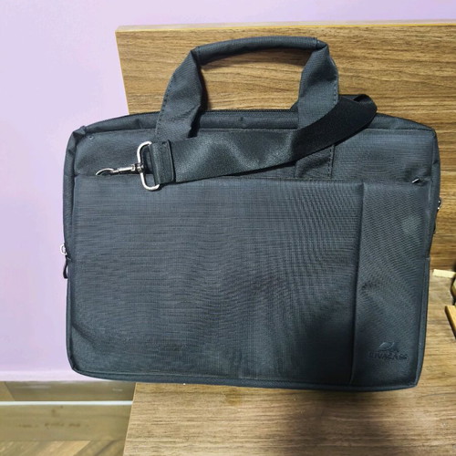 Rivacase laptop case like new