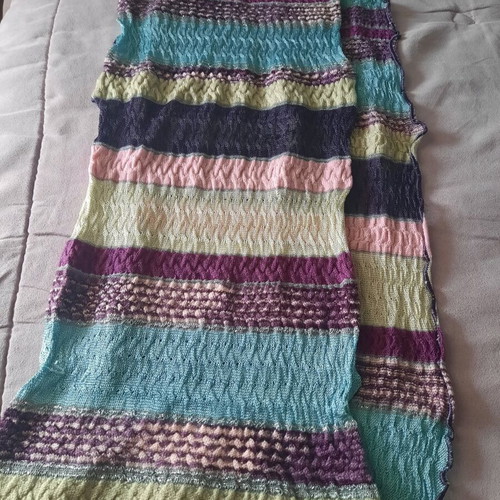Missoni scarf like new, multicolor with silver thread