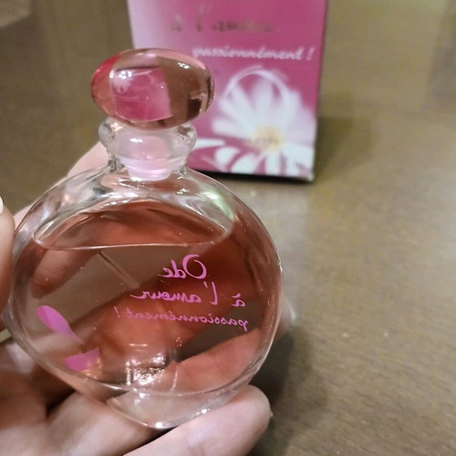 Ode a L'Amour Passionnement Yves Rocher perfume 30 ml used