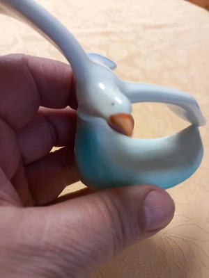 Handmade porcelain Hollohaza Hungary seagull figure like new