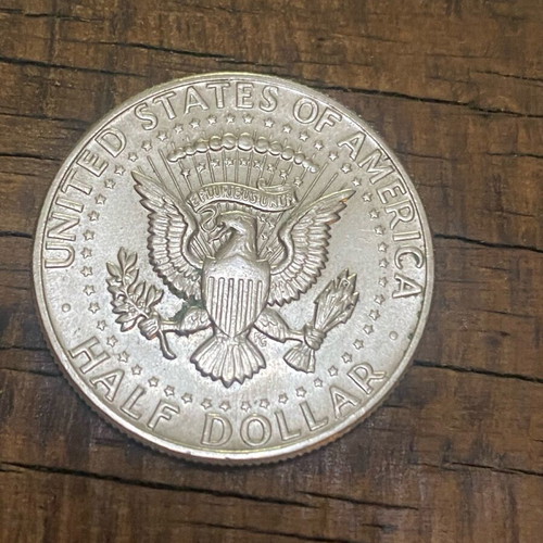 Half Dollar coins used, set of 6 with Kennedy, silver from 1964 and 1968