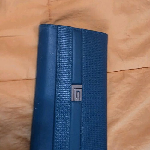 Guy Laroche leather wallet new, petrol color