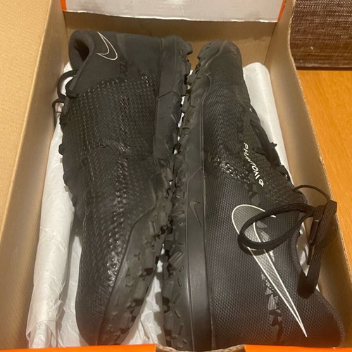 Nike Phantom men's football shoes used, size 42, black