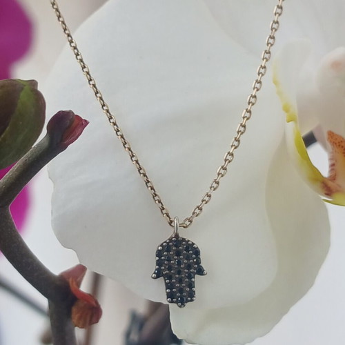 Silver necklace 925 Hamsa with black cubic zirconia pendant like new