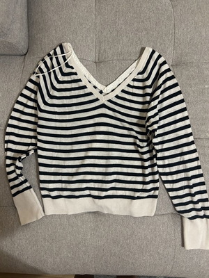 Zara V-line blouse, long sleeve