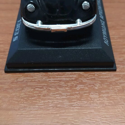 Volkswagen 1303 S miniature like new, VW