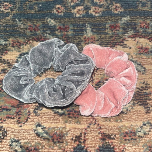 Scrunchies velvet new, set of 2 pieces