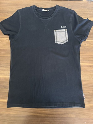 Lee Cooper black t-shirt size M like new, casual basic