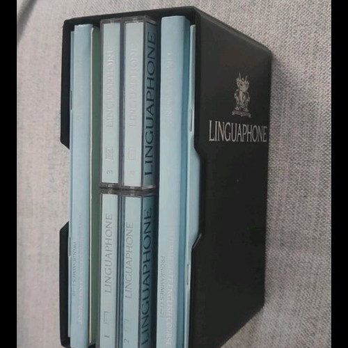 Linguaphone Intermediate English Course like new, 4 books and 4 cassettes