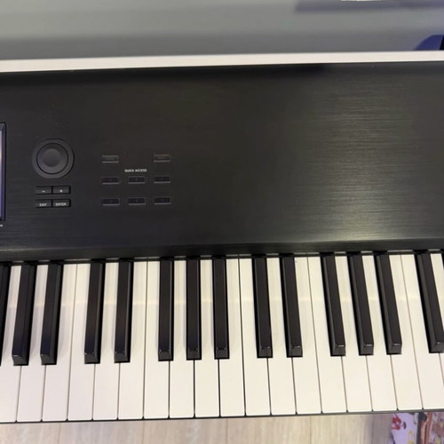 Korg Nautilus 88 like new