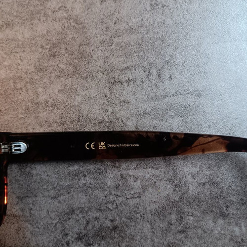 Meller Kira Tigris Carbon sunglasses like new, tortoiseshell, polarized lenses